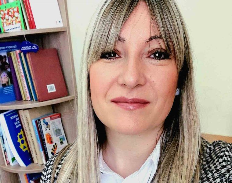 Jasmina Obrenić, prof. srpskog jezika i književnosti